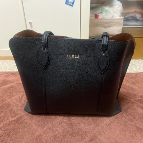 フルラ VITTORIA L トートバッグ