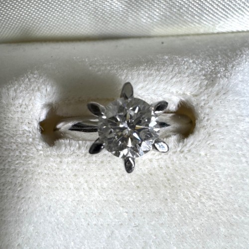 天然ダイヤモンド1.02ct P900リング