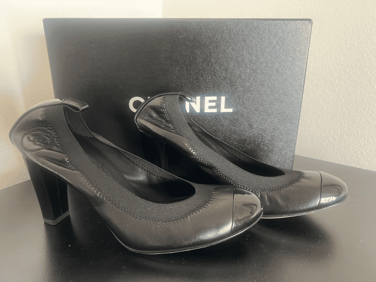 シャネル 靴 未使用