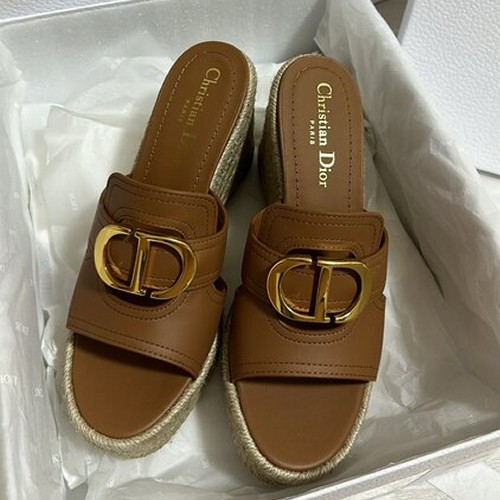 ウエッジ サンダル