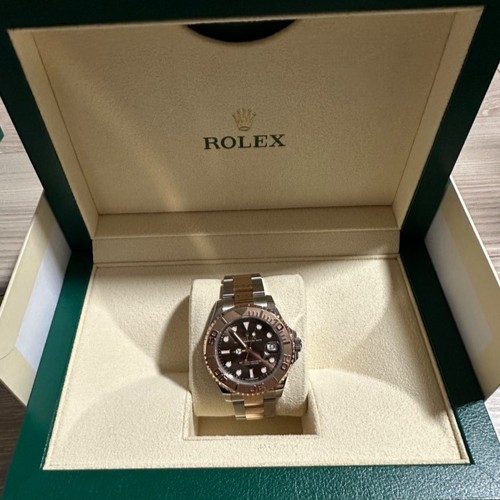 ロレックス ヨットマスター 37mm オイスタースチール&エバーローズゴールド