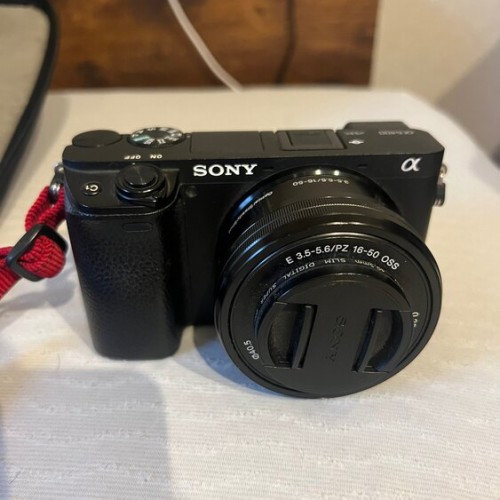 SONY α6400 パワーズームレンズキット ILCE-6400L ブラック