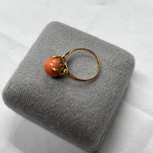 ピンク珊瑚の指輪