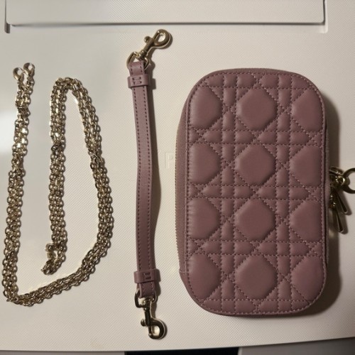 Lady Dior フォンホルダー