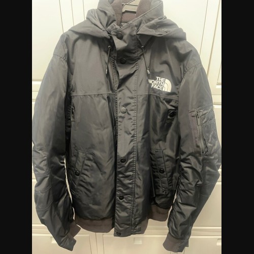 サカイ ノースフェイスコラボ ボンバージャケット