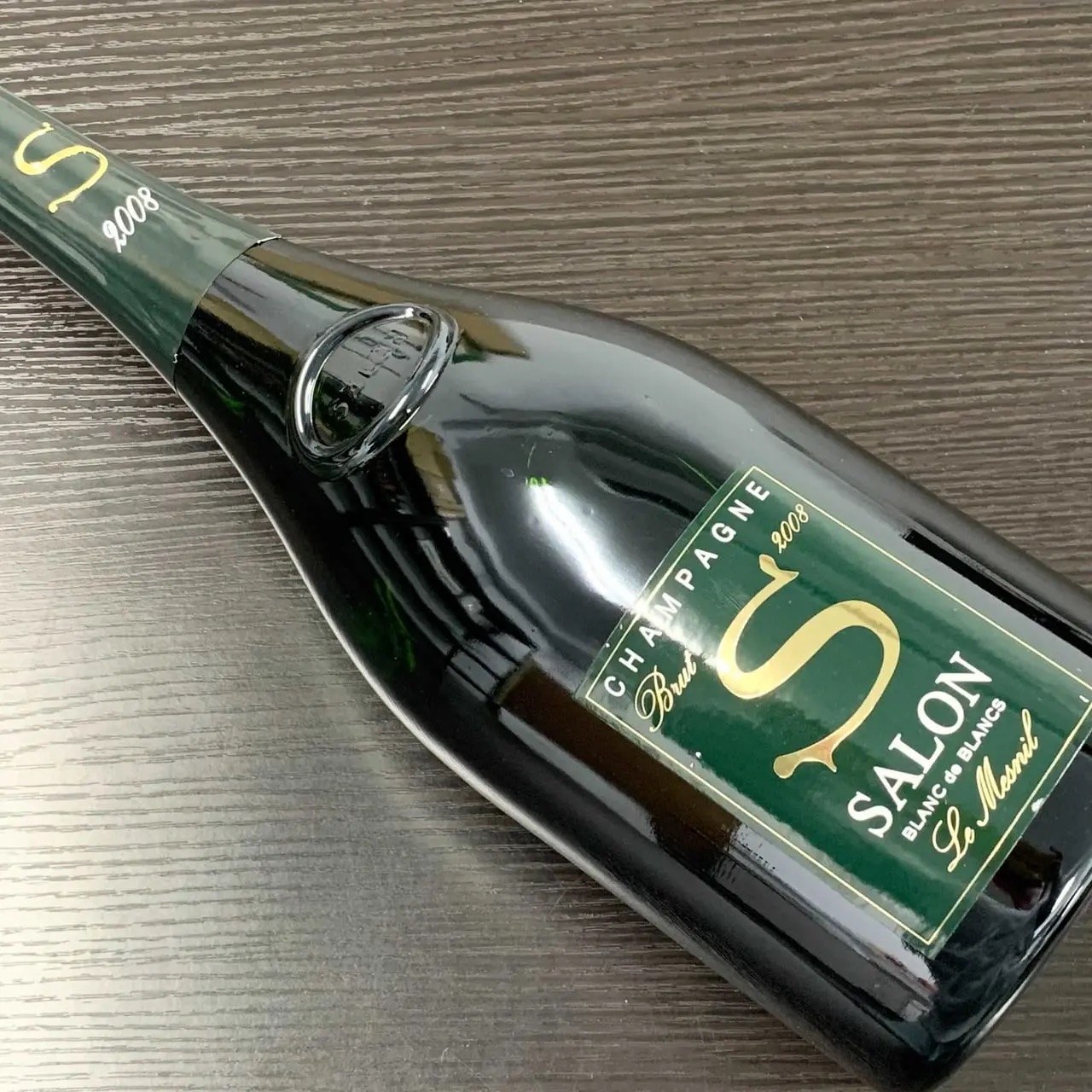 サロン 2007年の画像