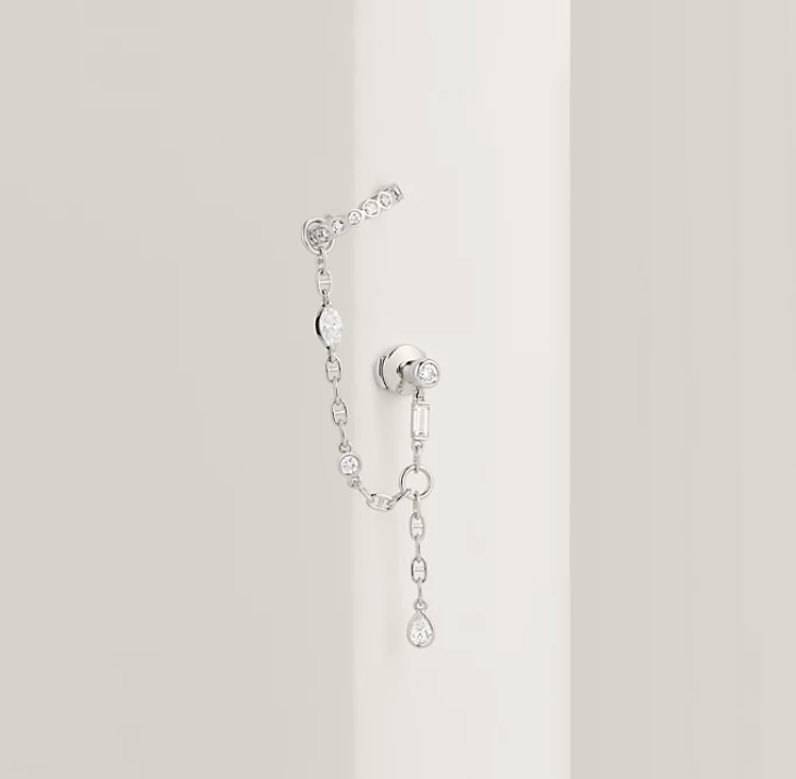 シングルピアス（左） シェーヌダンクル・カオス ファンシー​​ ホワイトゴールド/ダイヤモンド