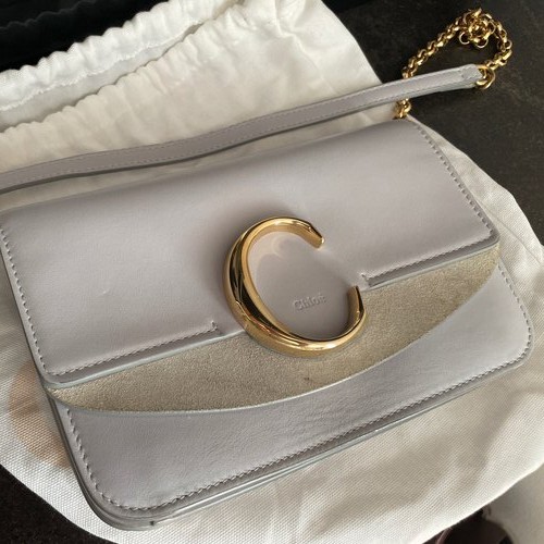 クロエ C チェーンショルダーバッグ