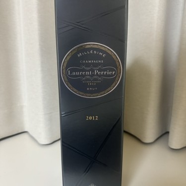 ブリュット ミレジメ 2012 （化粧箱入り）