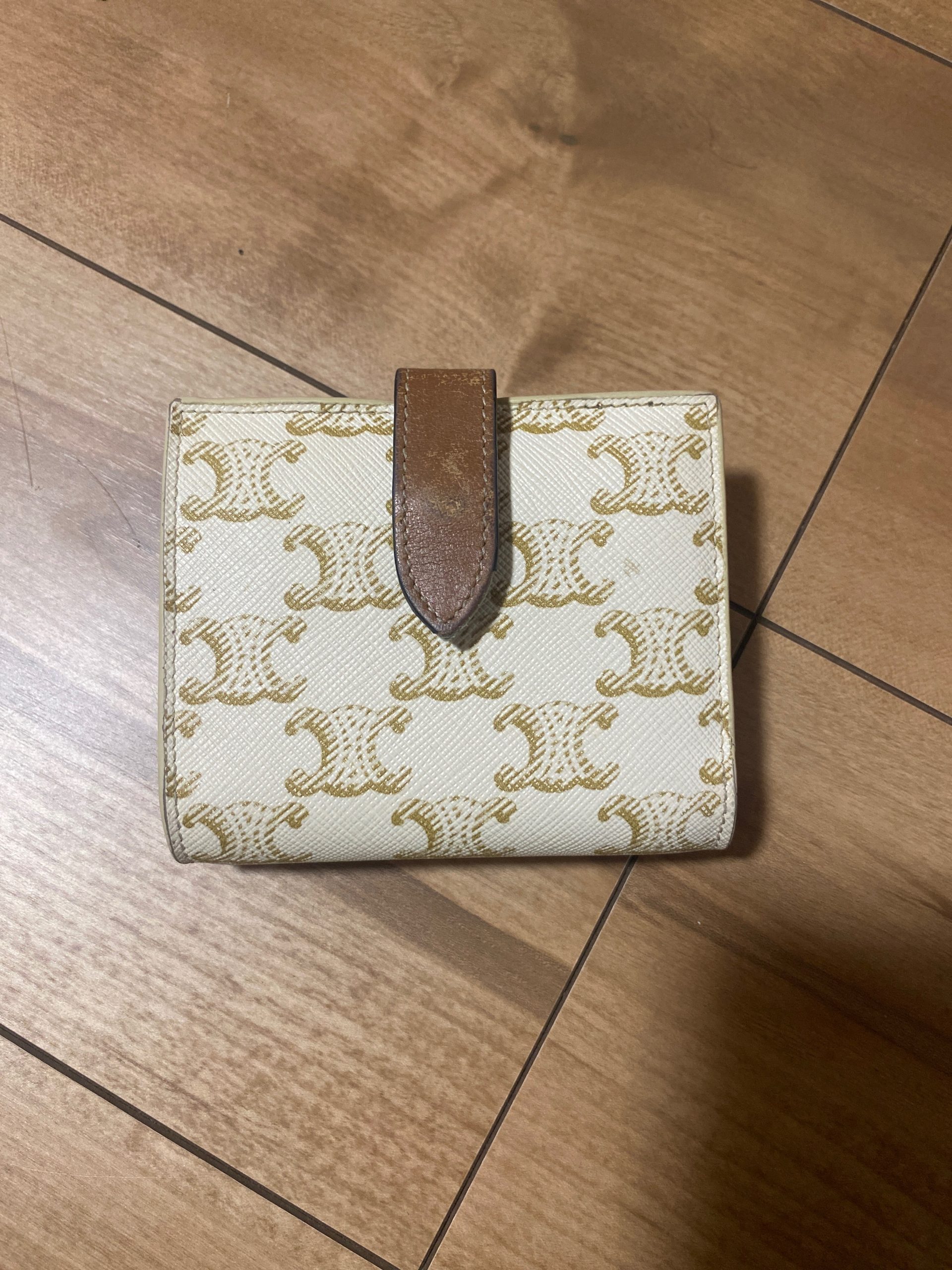 セリーヌ財布 美品