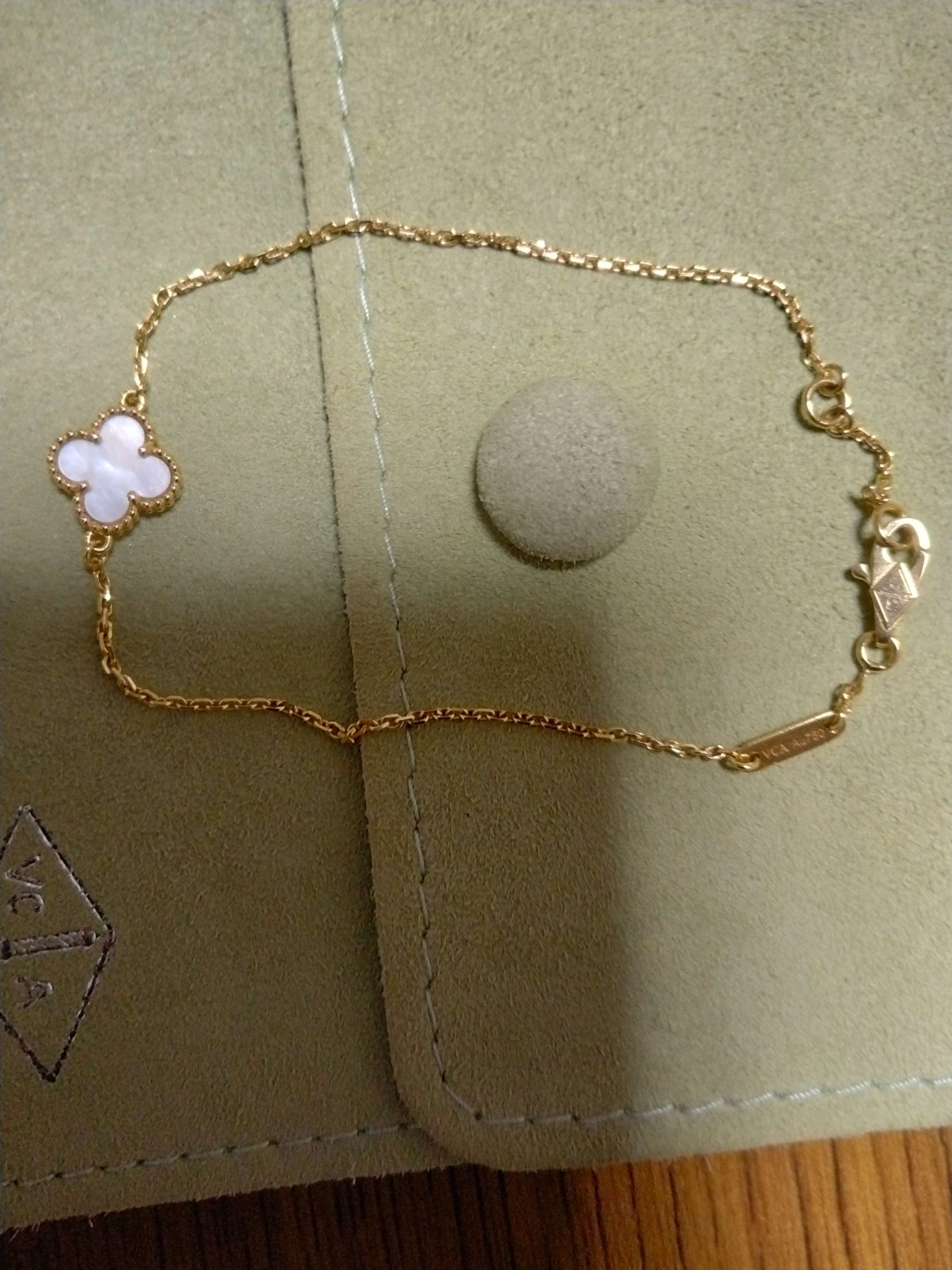 ヴァンクリーフアーペル