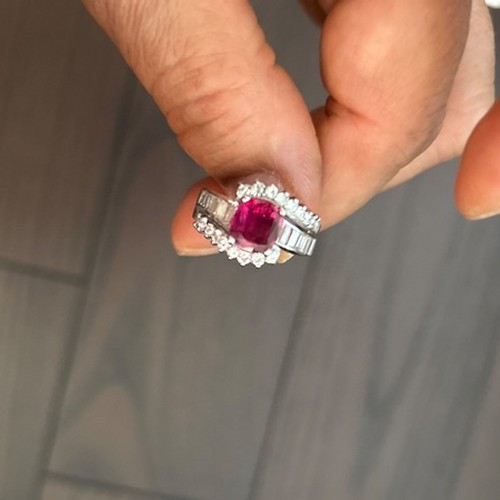 ルビーとダイヤの指輪
