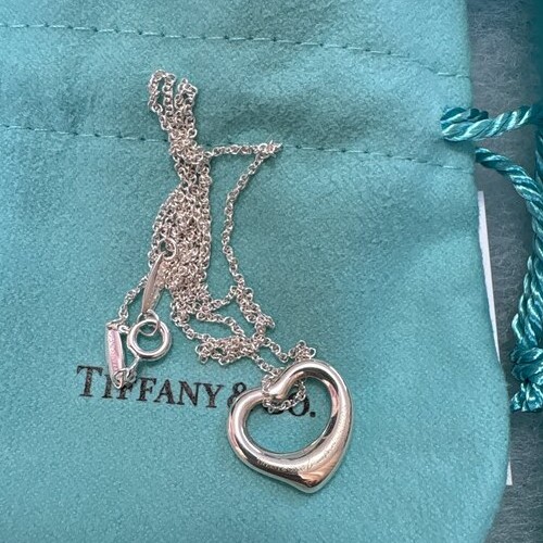 ティファニー オープンハート ペンダント