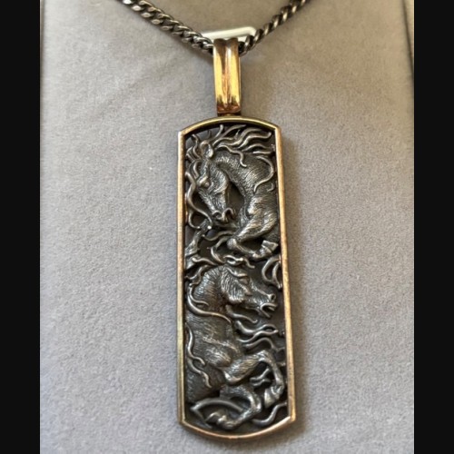 カレライカレラ ネックレス