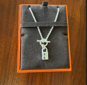 HERMES シルバー ネックレスの画像
