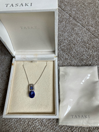 サファイヤペンダント