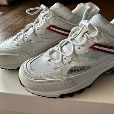 バリー スニーカー