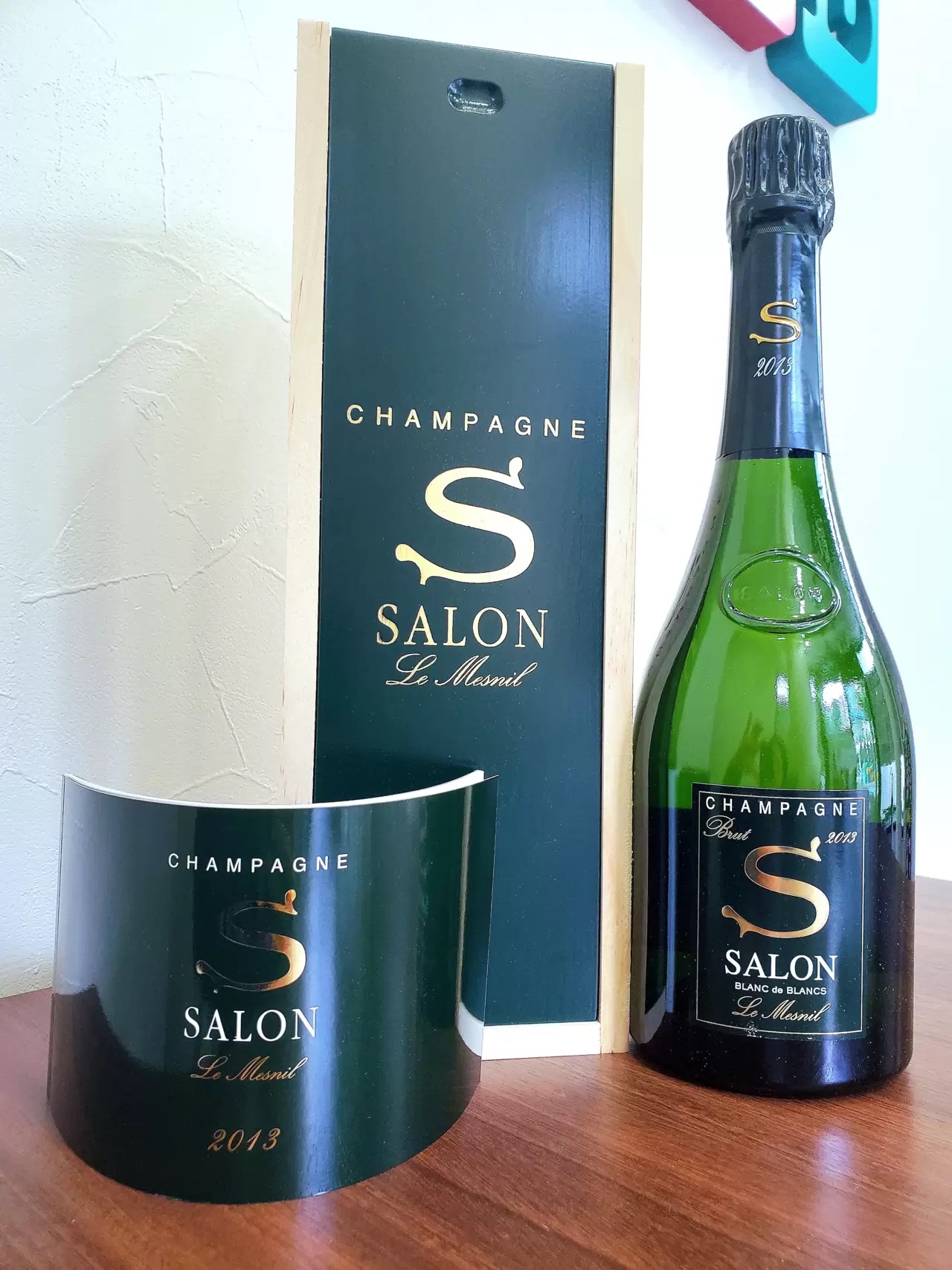 サロン 2013年の画像