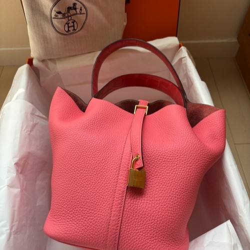 エルメス ピコタン