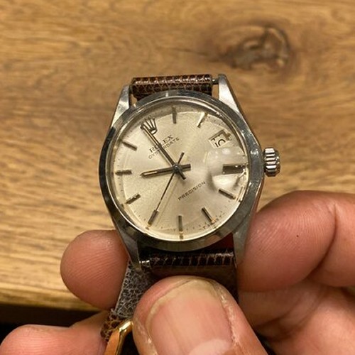 >オイスターデイト プレシジョン” width=”500″ height=”500″ class=”alignnone size-full wp-image-456503″ /></td>
<td>オイスターデイト プレシジョン</td>
<td>150,000円</td>
</tr>
<tr>
<td><img decoding=