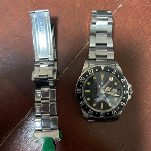 ロレックス GMTマスター 黒ベゼル 16750