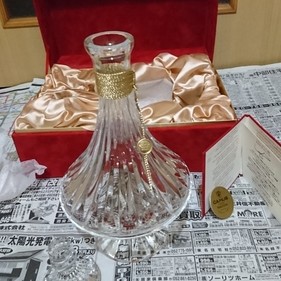 カミュ トラディションの空ボトル