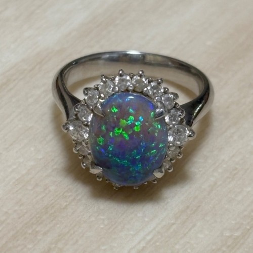 ブラックオパール