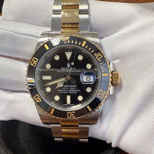 サブマリーナー 116613LN