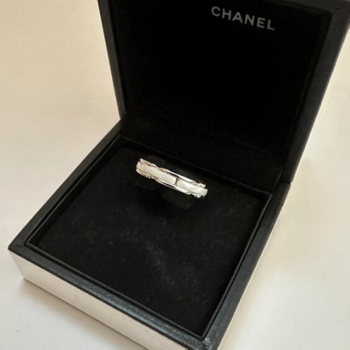 ウルトラコレクション リング J3091