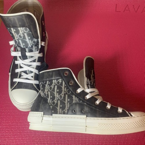 ディオール スニーカー