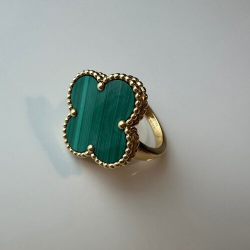 ヴァンクリーフ マジックアルハンブラ マラカイト 指輪