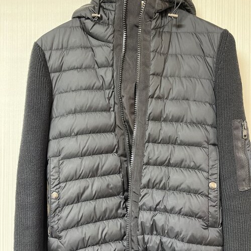 モンクレール フロントダウン フード フルジップ ニット