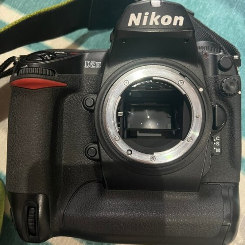 ニコン D2Hボディ レンズ付