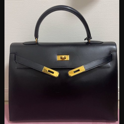 ケリー 35 A⬜︎ ボックスカーフ ノワール（黒）ゴールド