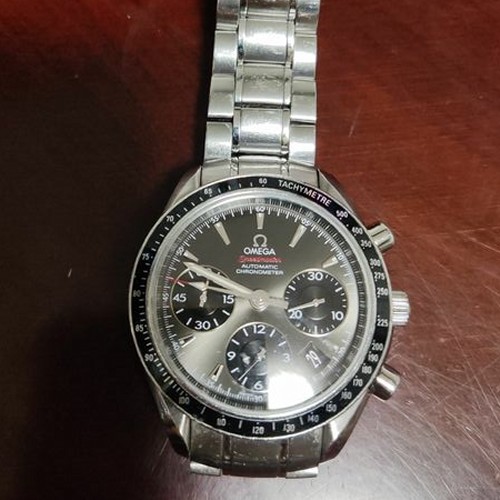 スピードマスター 323.30.40.40.06.001