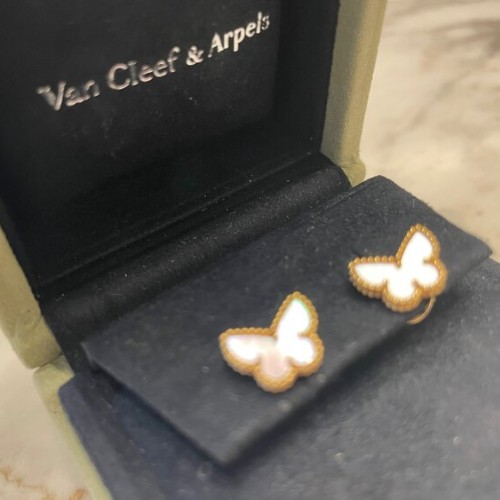 ヴァンクリーフ&アーペル スウィート パピヨン ピアス