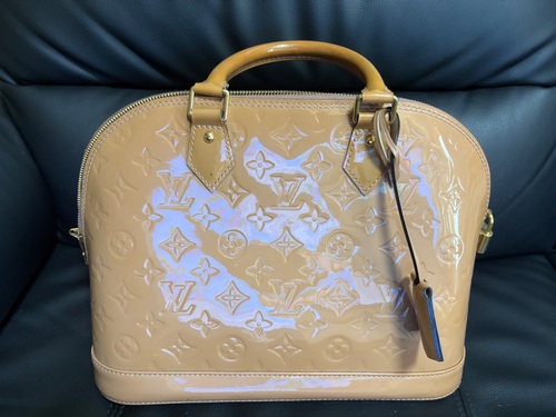 ルイヴィトン アルマ