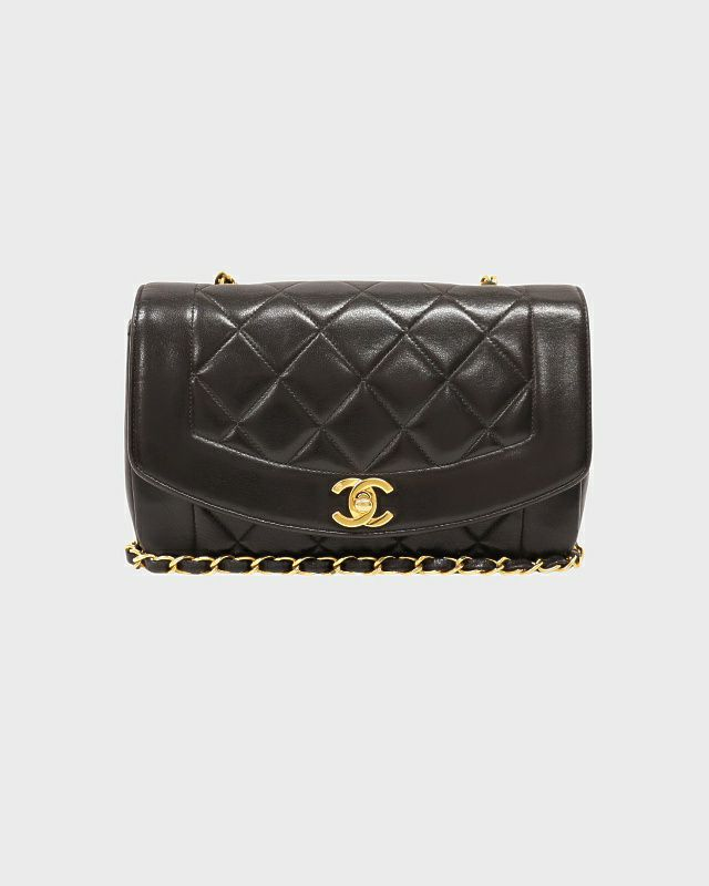 CHANEL ダイアナフラップマトラッセチェーンショルダーバッグ