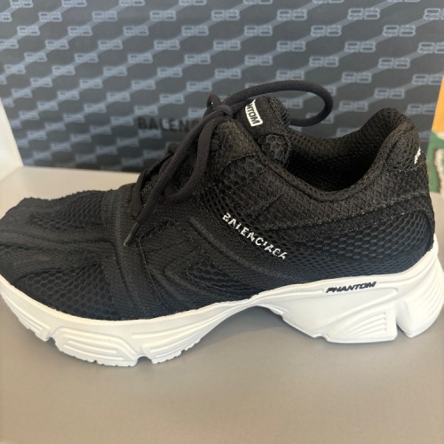 BALENCIAGA スニーカー