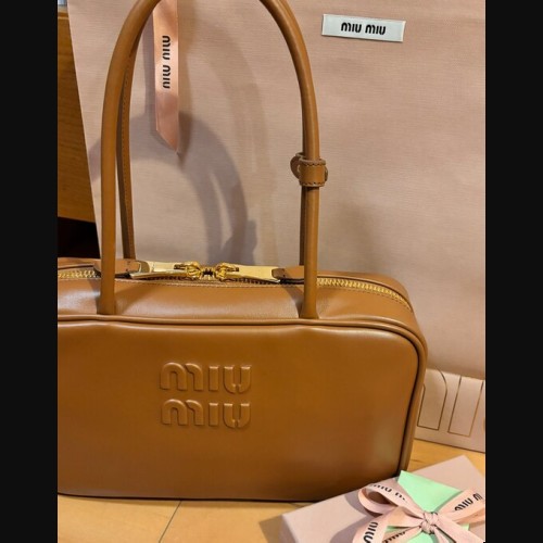 トップハンドルバッグ