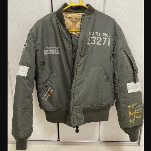 MA-1 フライトジャケット