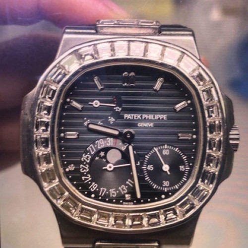 パテックフィリップ ノーチラス 5724G-001