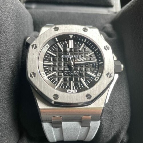 オーデマピゲ ロイヤルオークオフショア 15703ST.OO.A002CA.01