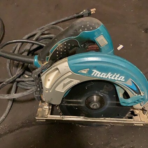 マキタ電動マルノコ5637BA165m