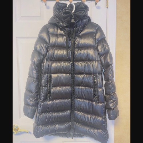 MONCLER ダウン