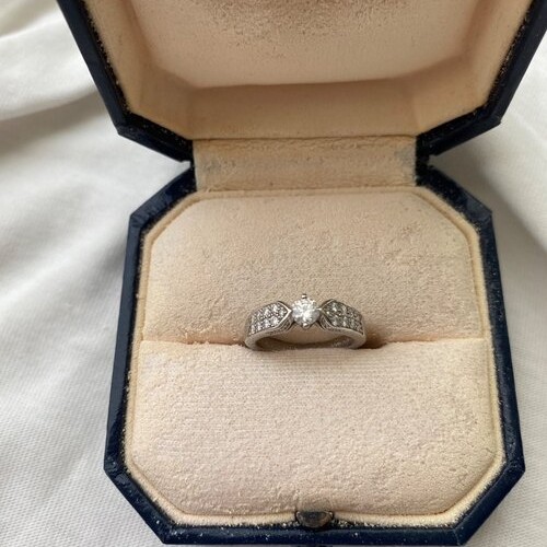 ショーメ　プリュム