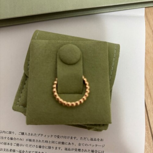 ヴァンクリーフアンドアーペル ペルレ リング