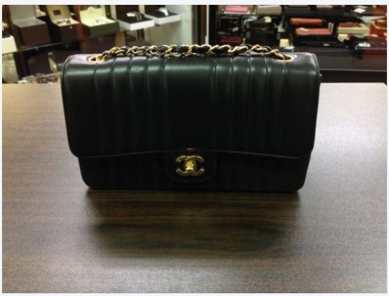 クラシック チェーンショルダー フラップバッグ マドモアゼル ブラック ラムスキン ヴィンテージ　2番台の画像