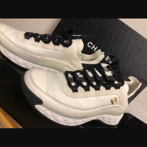 CHANEL スニーカー