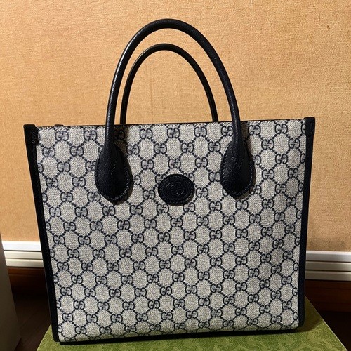 グッチ LUGGAGE 659983K9GSN